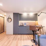 Cozy Flat In Antakalnis
